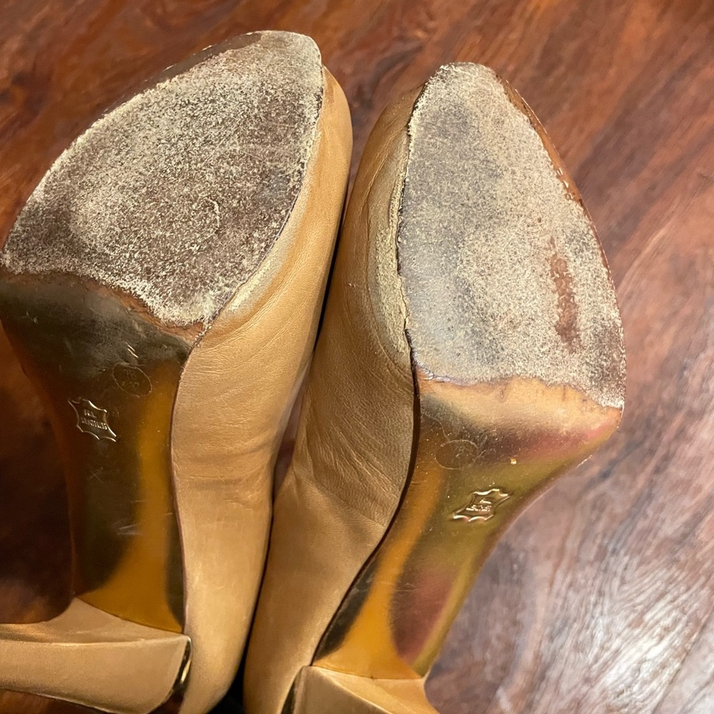 Nude Pumps - image 6